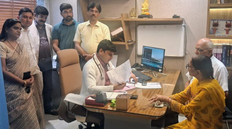 दीनदयाल उपाध्याय फाउंडेशन ट्रस्ट के स्वास्थ्य शिविर में सैकड़ों लोग हुए लाभान्वित